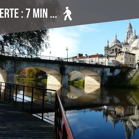 S'habille En Noir Et Blanc Perigueux